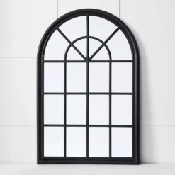 Martinique Curved Mirror