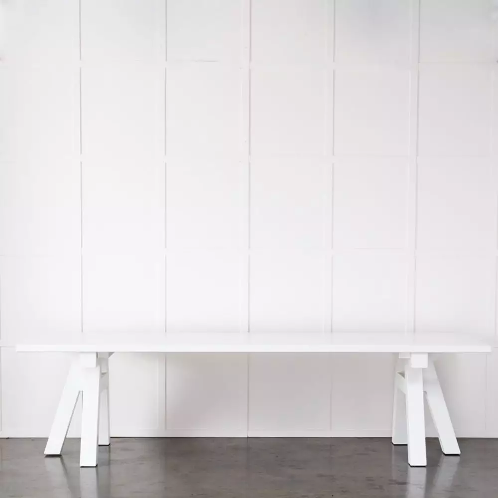 Casablanca Table 300 4 Casablanca Table 300 - Image 2