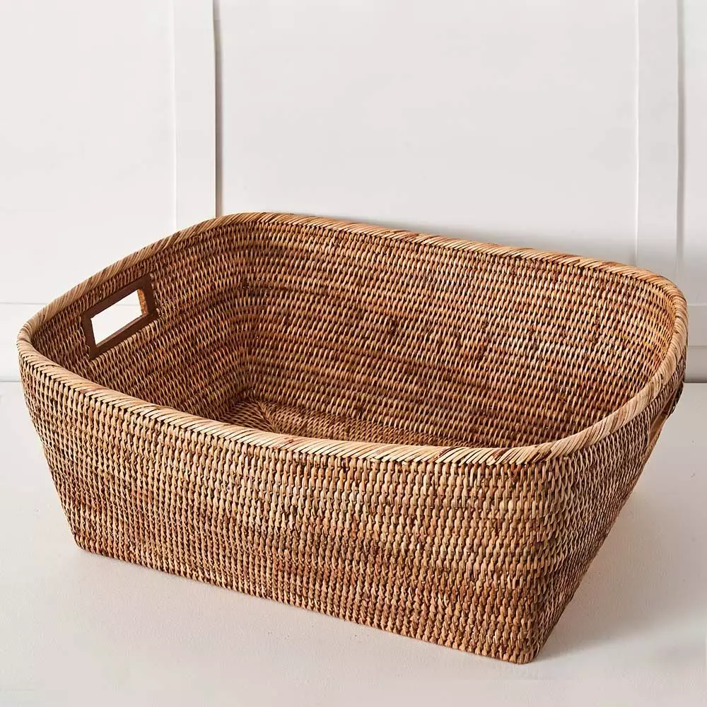 Mandalay Moses Basket – Hand-Woven Seagrass and Rubberwood Large Storage Basket 4 Mandalay Moses Basket – Hand-Woven Seagrass and Rubberwood Large Storage Basket - Image 2