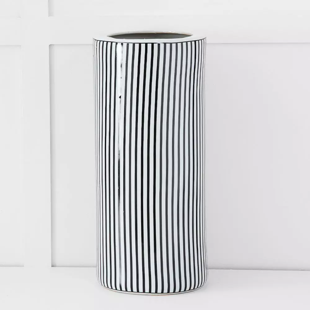 Kingdom Black and White Striped Ceramic Umbrella Stand – 47cm Tall Entryway Decor 3 Kingdom Black and White Striped Ceramic Umbrella Stand – 47cm Tall Entryway Decor