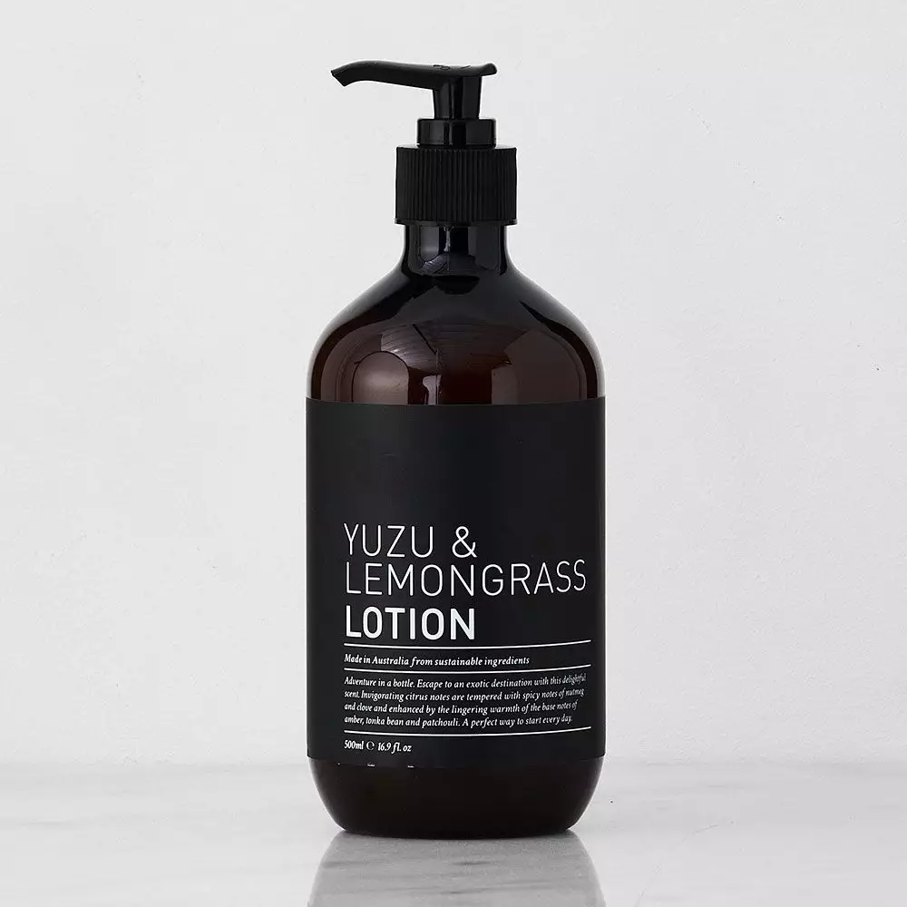 Yuzu & Lemongrass Nourishing Body Lotion – Invigorating Citrus & Warm Spice 500ml 3 Yuzu & Lemongrass Nourishing Body Lotion – Invigorating Citrus & Warm Spice 500ml