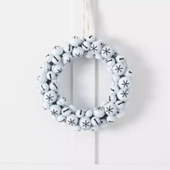 Twinkle Bell Wreath 25cm
