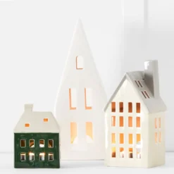 Festive Church Decoration -Provincialhomeliving 1117261763 c