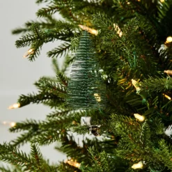 Yule Brushy Tree Clip Decoration GREEN