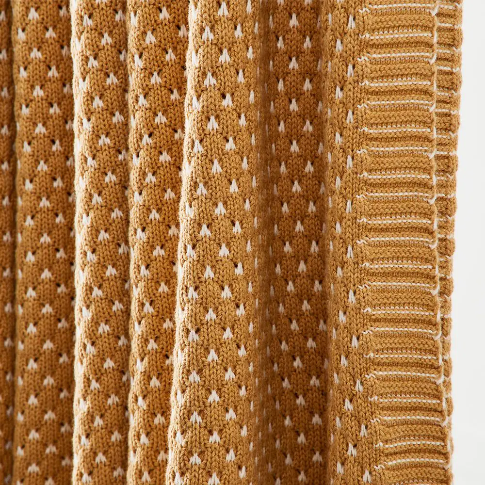 Ariel Throw Caramel 4 Ariel Throw Caramel - Image 2