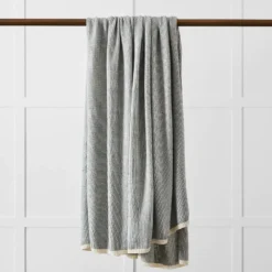 Britta Throw Sky -Provincialhomeliving 1117262324 a