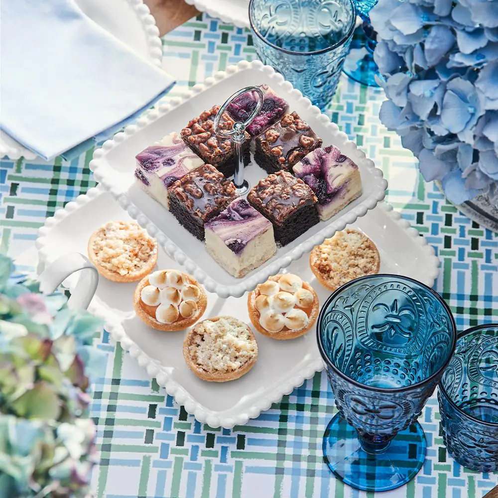 Bourgogne 2 Tiered Stand White 4 Bourgogne 2 Tiered Stand White - Image 2