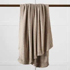 Constance Throw Mist