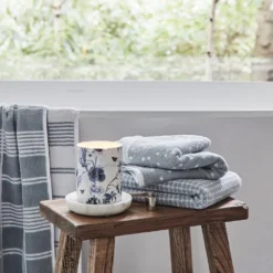 Peony & Apple Blossom Candle Blue