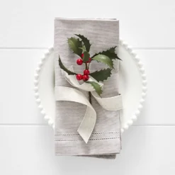 Noelle Holly Pick RED -Provincialhomeliving 1117262792 b