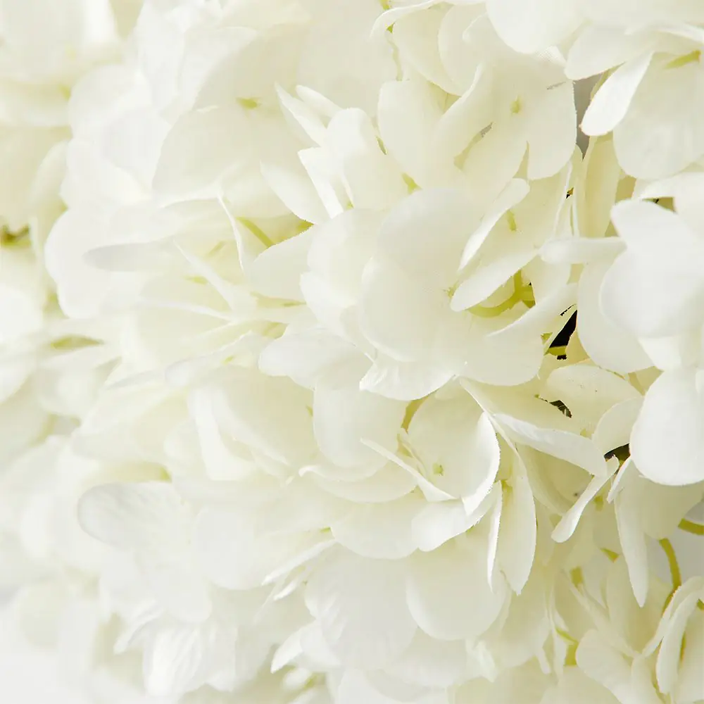 Noelle 65cm White Hydrangea Wreath - Large Lifelike Floral Statement Piece 4 Noelle 65cm White Hydrangea Wreath - Large Lifelike Floral Statement Piece - Image 2