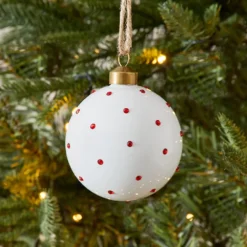 Noelle Spot Bauble White