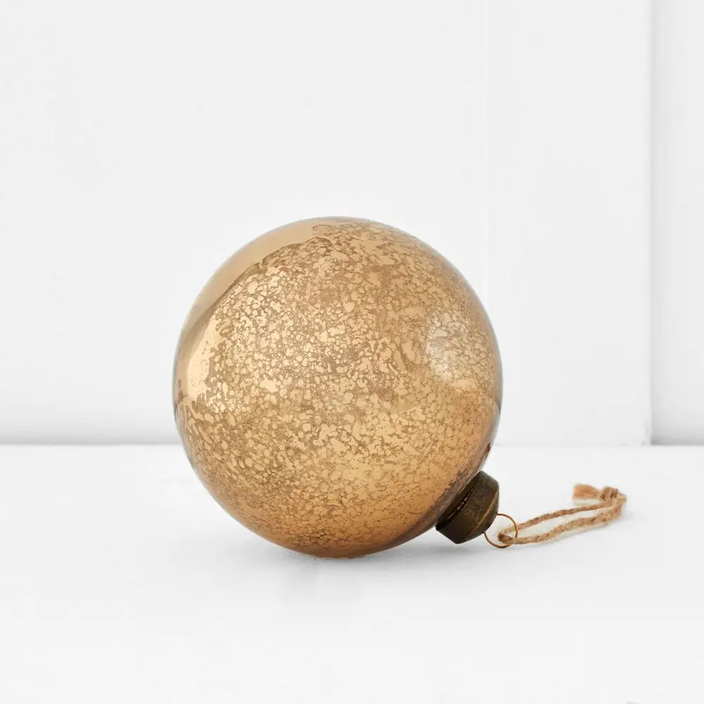 Noelle Vintage Bauble Gold 4 Noelle Vintage Bauble Gold - Image 2