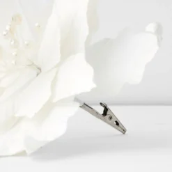 Noelle White Poinsettia Clip – Large Elegant Floral Tree Decoration 7 Noelle White Poinsettia Clip – Large Elegant Floral Tree Decoration -Provincialhomeliving 1117262859 c